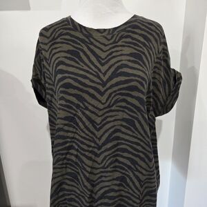 Banana Republic Zebra Boxy Tee